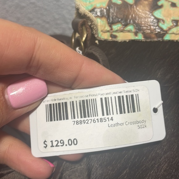 NWT cowhide and leather crossbody bag by jewlery junkie - Picture 3 of 7